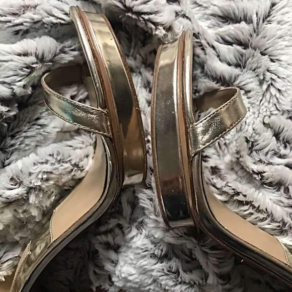 Gorgeous Michael Kors platform heels (orig. $450) - Picture 6 of 8